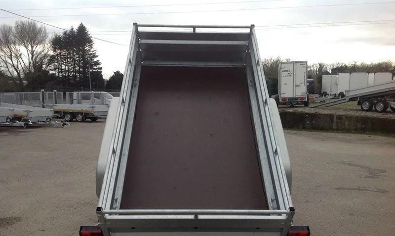 Remolque basculante robusto Lider, GVWR 1500 kg, ejes dobles nuevos con frenos. - Imagen 4