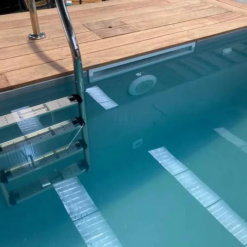 Alternative view of Contenedor para piscina de 20 pies