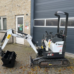 Miniexcavadora Bobcat E10Z, aproximadamente 1525 horas de funcionamiento