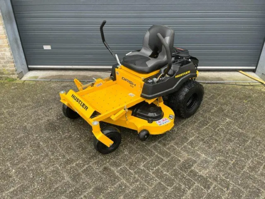 HUSTLER DASH XD 48″ (máquina usada)