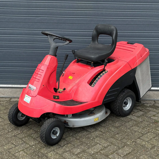 Cortadora de césped autopropulsada Honda HF 1211