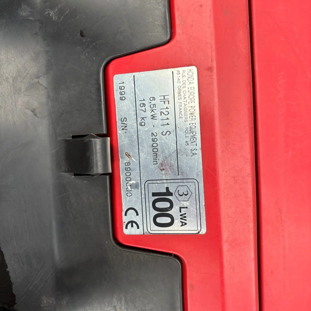 Cortadora de césped autopropulsada Honda HF 1211 - Imagen 2