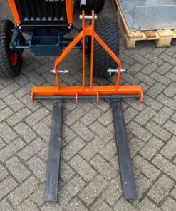 Alternative view of Tractor compacto Kubota B7001 (máquina usada)