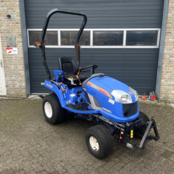 ISEKI TXG 237 con corredera frontal