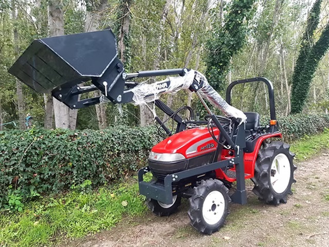 Cargador frontal para minitractores - Imagen 2