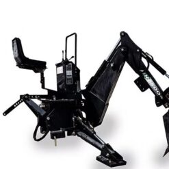 Mini tractor con cuchara excavadora