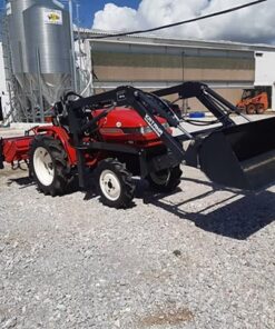 Alternative view of Minitractor Mitsubishi MT 155 con cargador frontal